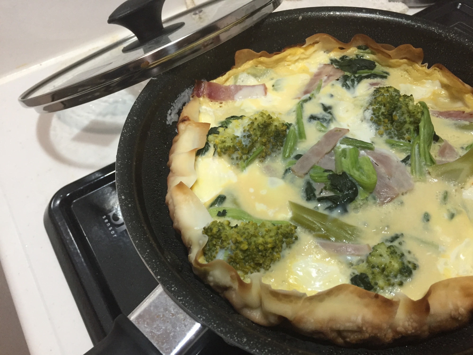 【副菜レシピ】餃子の皮で簡単キッシュ♪