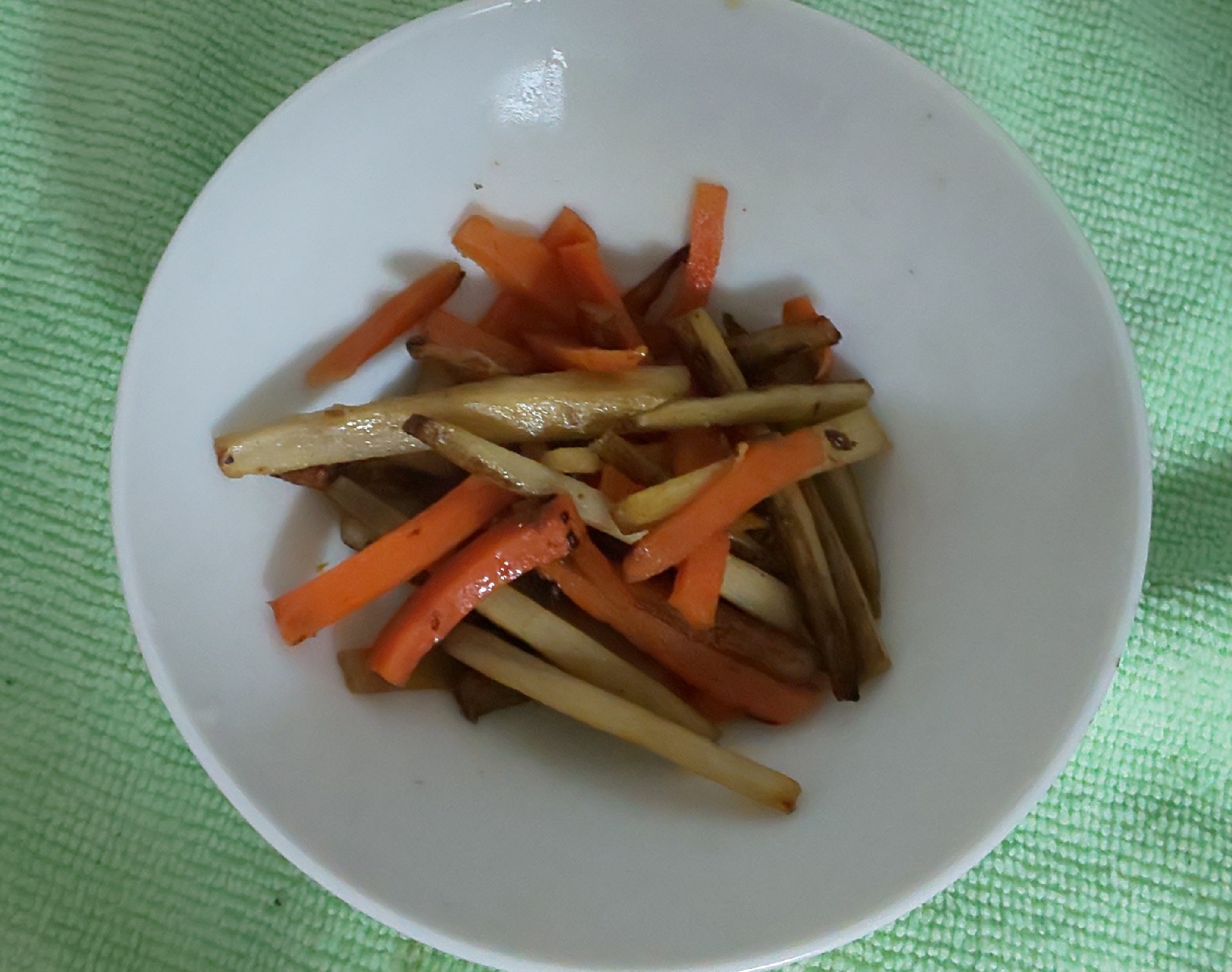 にんじんとごぼうのきんぴら