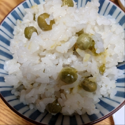 もっちり豆ごはん