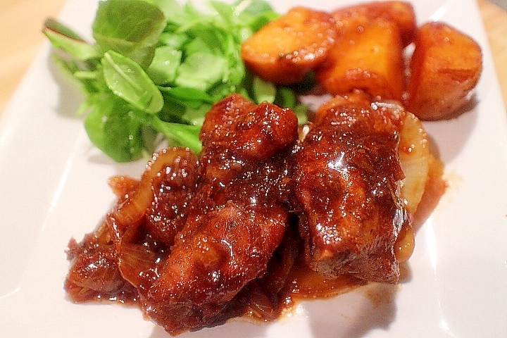 おもてなし料理にもなる 柔らかスペアリブ肉じゃが レシピ 作り方 By Seika A 楽天レシピ