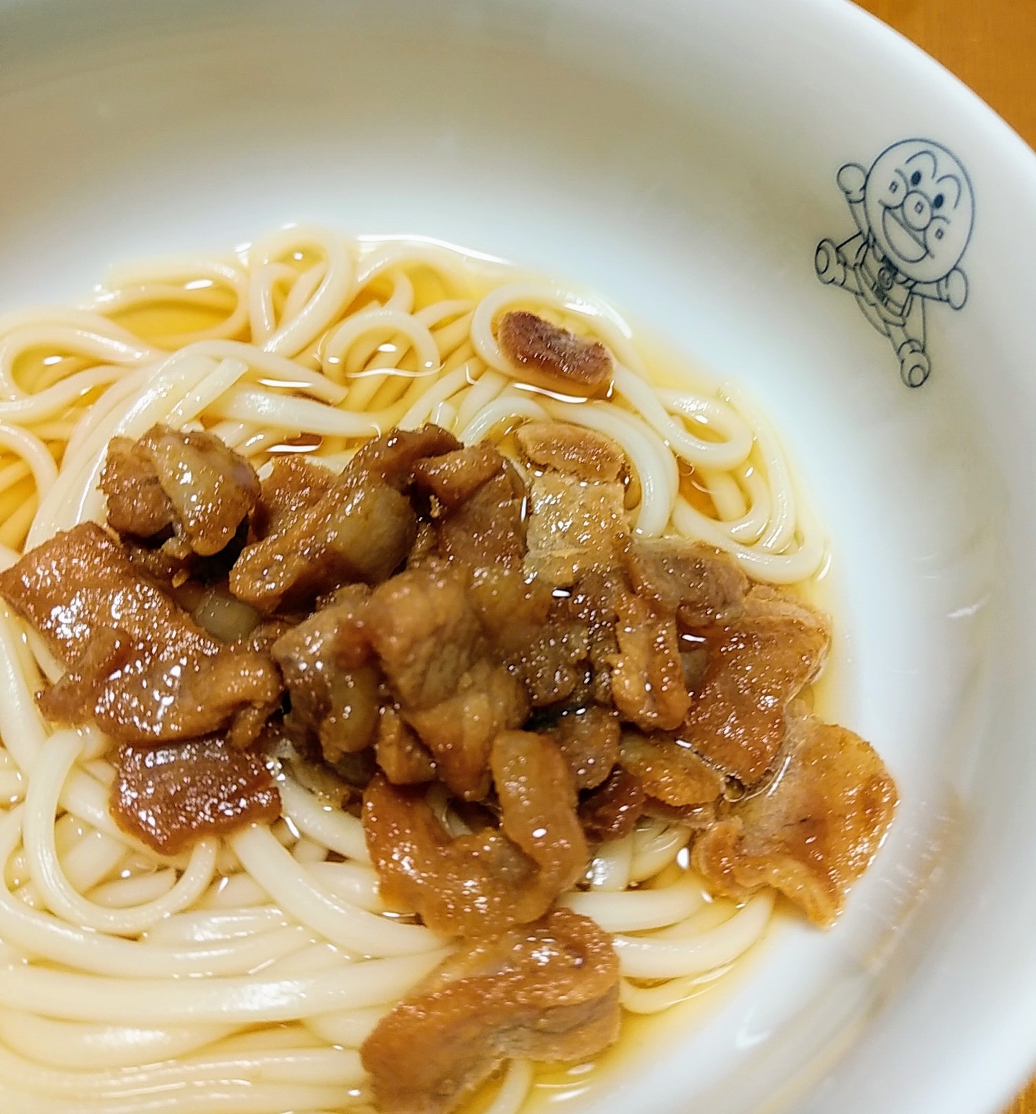 寒い日にぴったり！あったか～肉うどん！