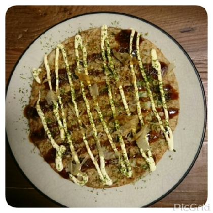 お好み焼きより作るの簡単でヘルシーな感じがすごく良いです！！二人で分けて食べましたが一人一枚ずつ作れば良かったと後悔する美味しさでした。