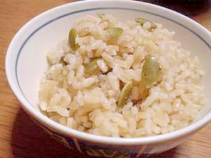 カボチャの種入り発芽玄米御飯