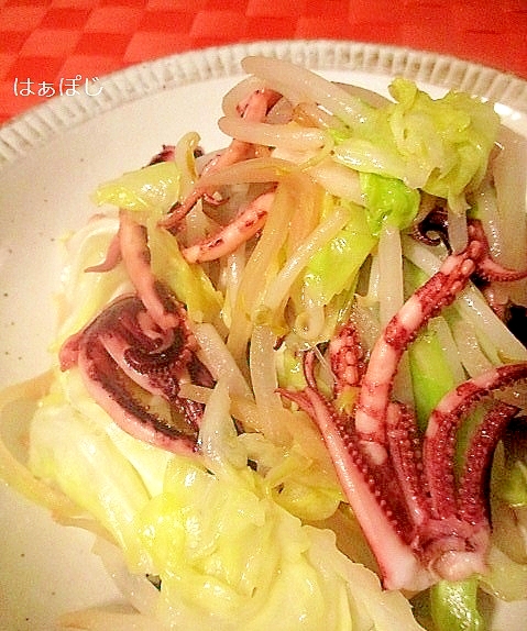 簡単！イカゲソと野菜の昆布茶炒め