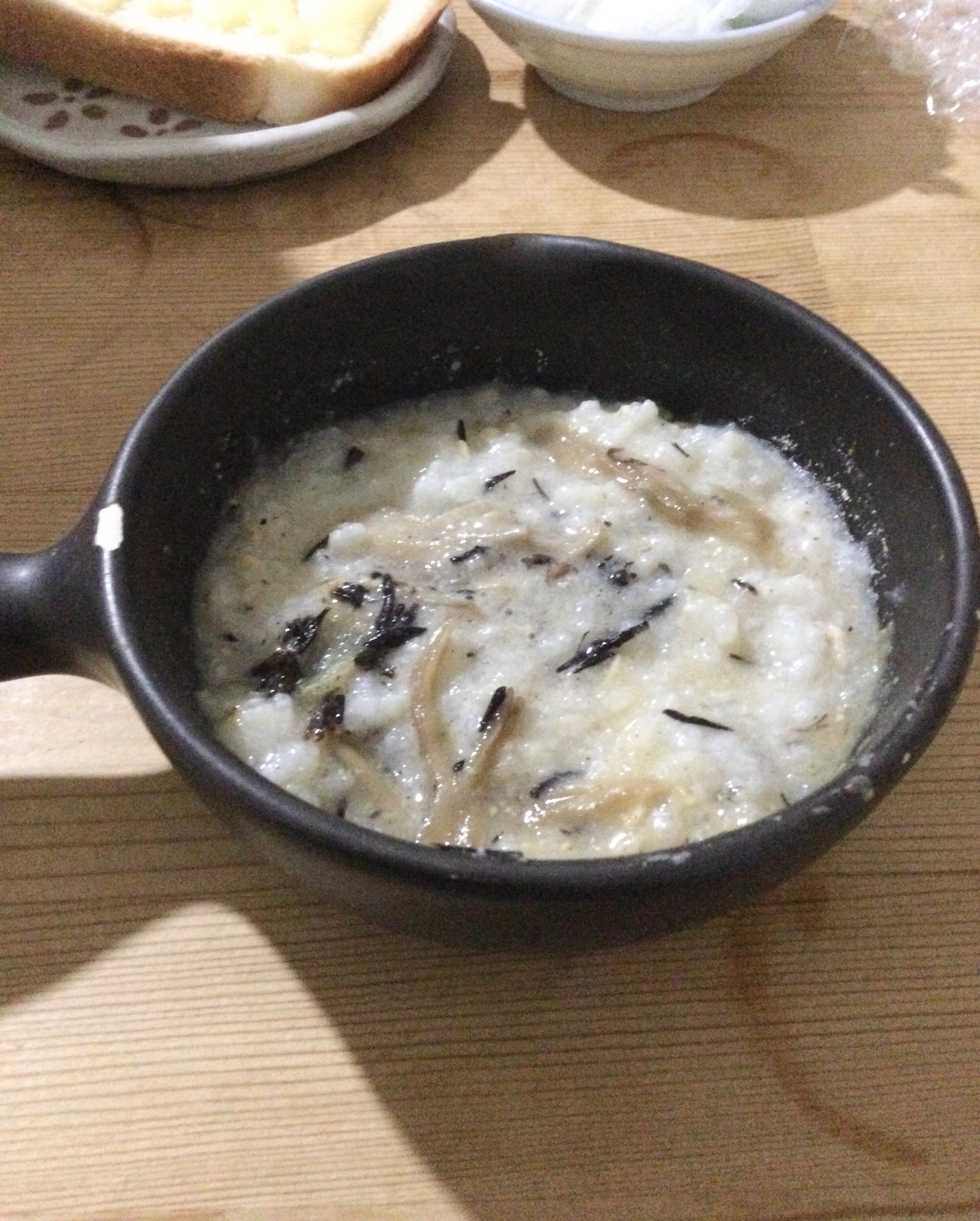 舞茸芽ひじきそば粉入りおじや♪
