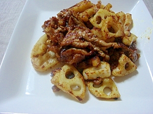 豚肉と蓮根のカレー粉炒め