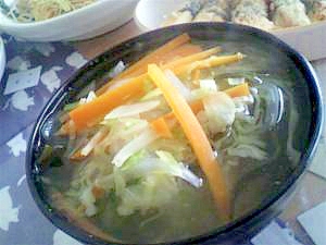 野菜どっさりスープ