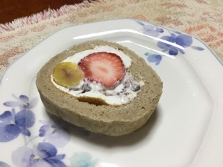 苺のロールケーキ☆