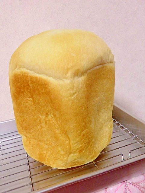 ホームベーカリーまかせの、おいしい練乳食パン