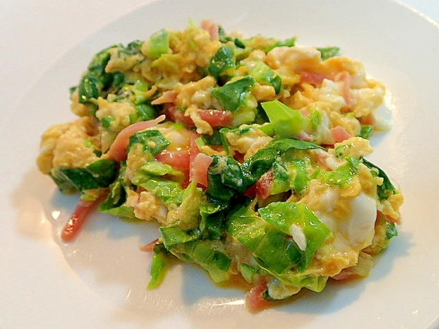 サラダ菜と紅生姜の卵炒め