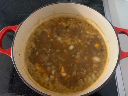 カボチャとひき肉のカレースープ