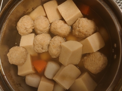 里芋と高野豆腐鶏むね肉の煮物