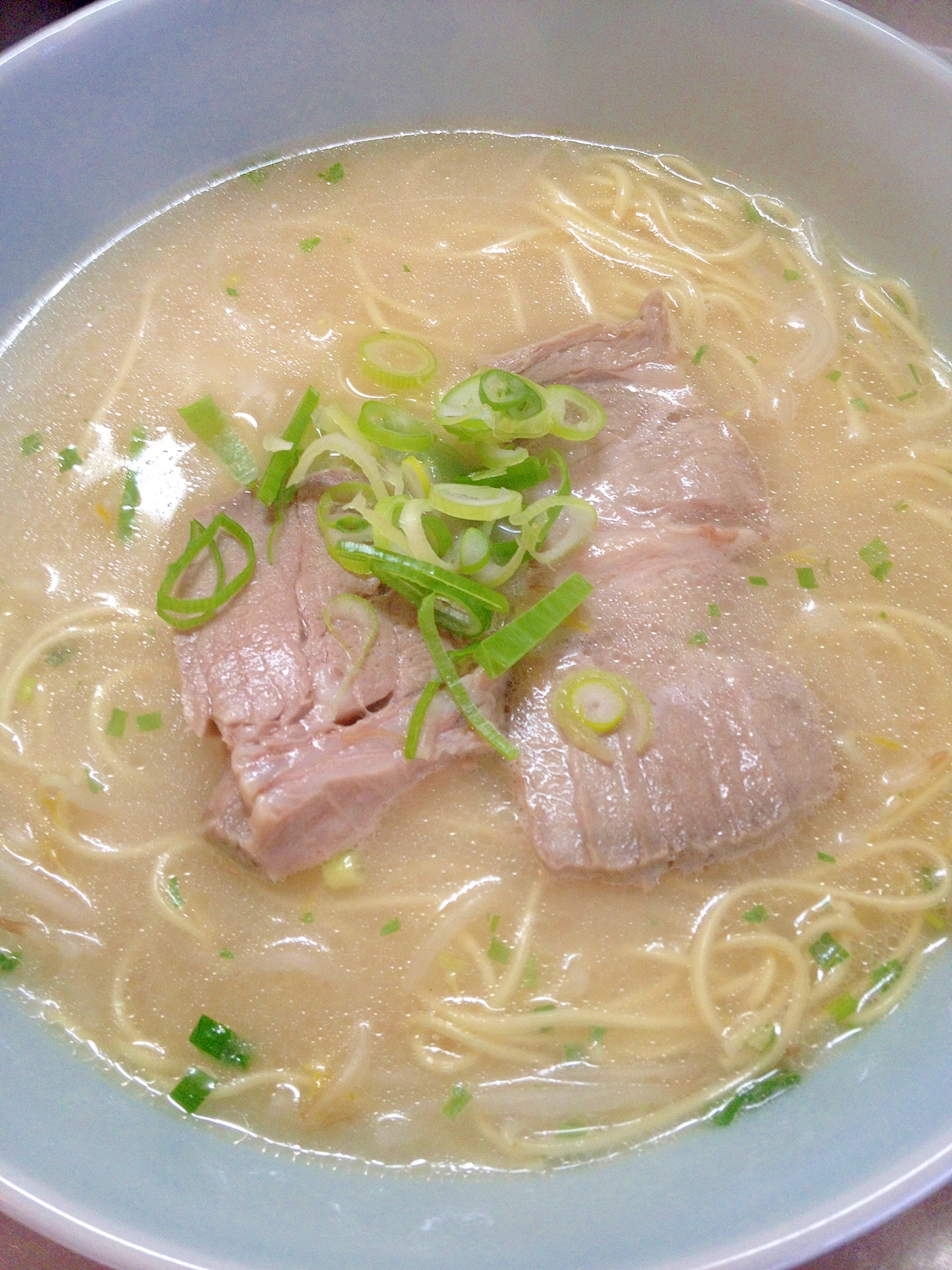 棒ラーメンで☆ゆで豚＆もやし麺