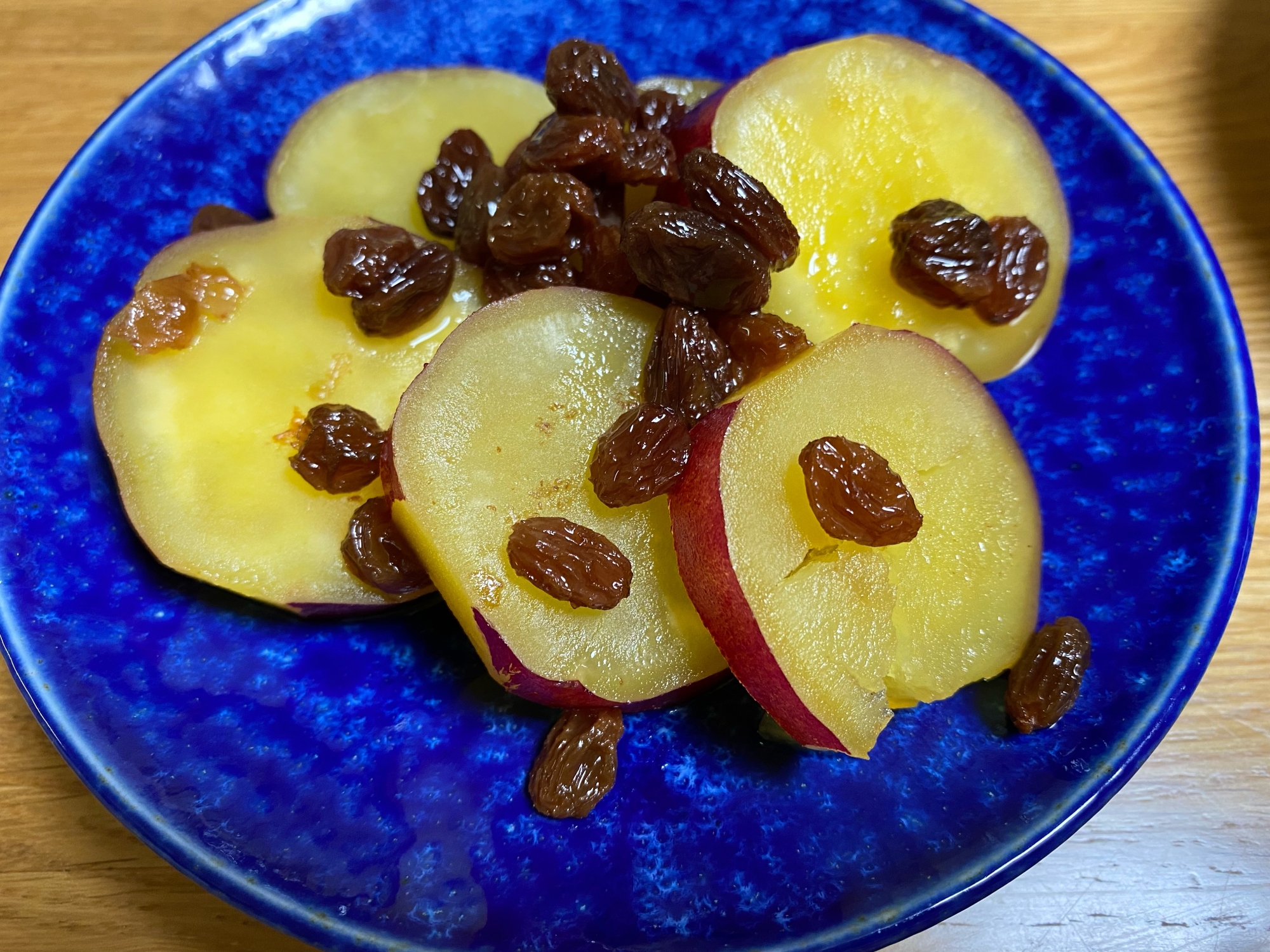 さつま芋とレーズンのレモン煮