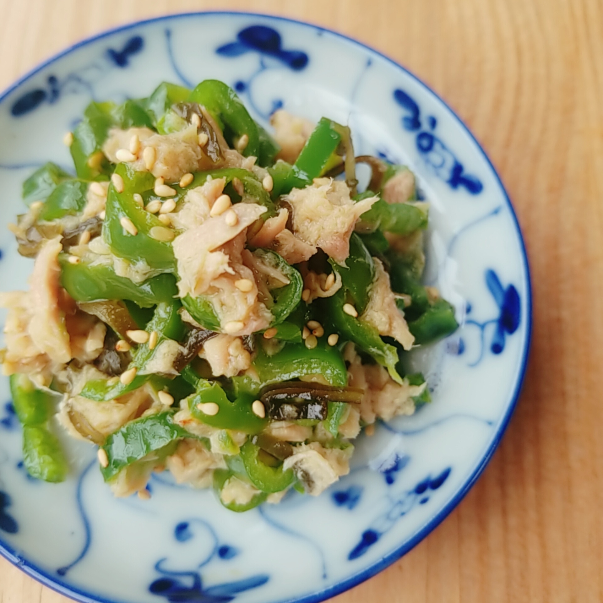 レンジで簡単☆お弁当に！塩昆布入り無限ピーマン