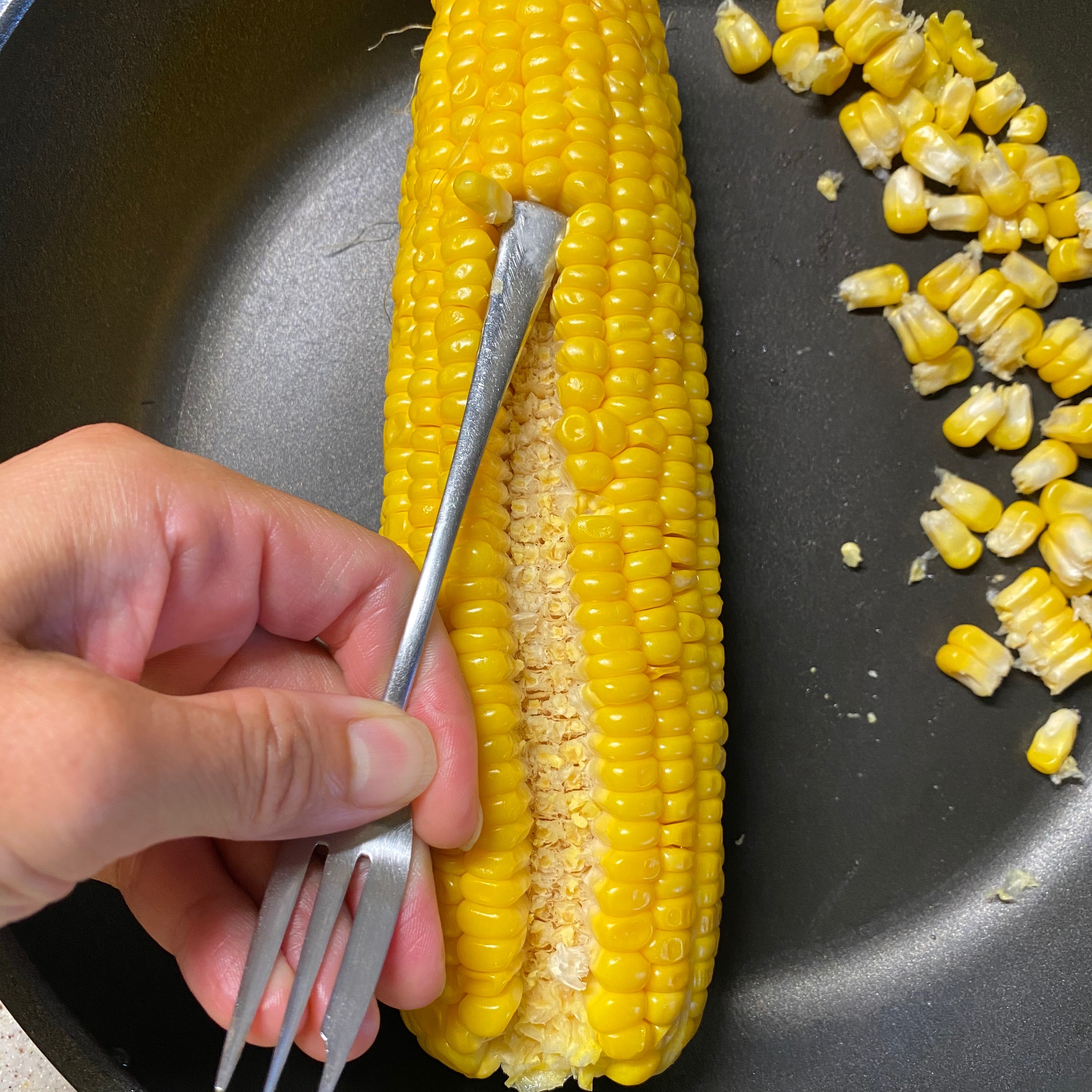 とうもろこしのはずし方 レシピ 作り方 By ゆみたろう 目指せ細マッチョ 楽天レシピ とうもろこしのはずし方 レシピ 作り方 By ゆみたろう 目指せ細マッチョ 楽天レシピ