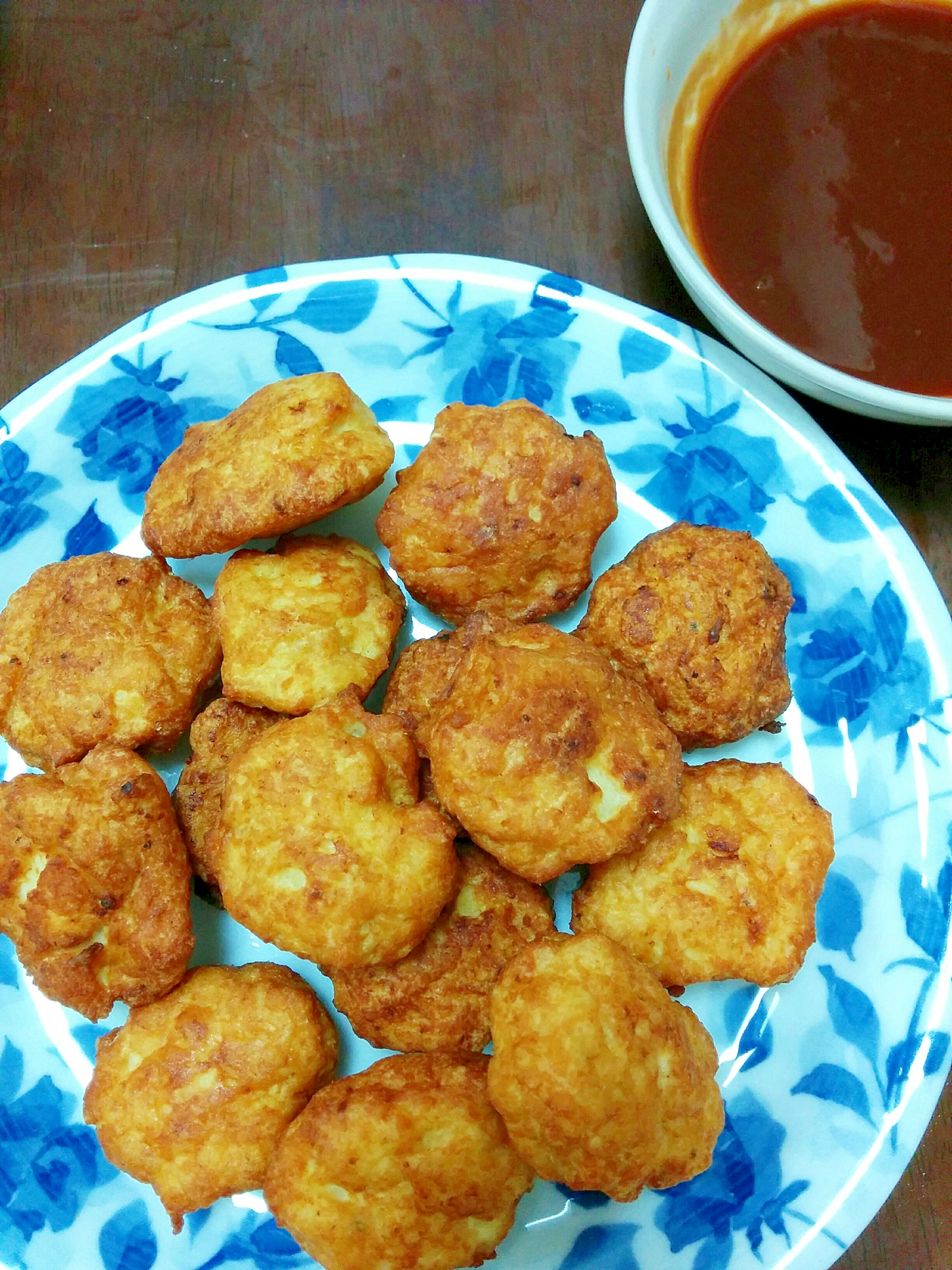 簡単・節約　鶏挽き肉でチキンナゲット