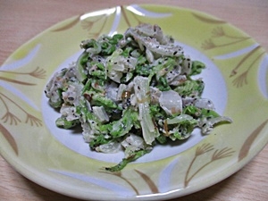 こんばんは♪白菜サラダを作ったのは初めてですがとても美味しいですね〜（^-^）白菜がたっぷり食べれる嬉しいレシピをありがとう♪ご馳走様でした（^-^*）