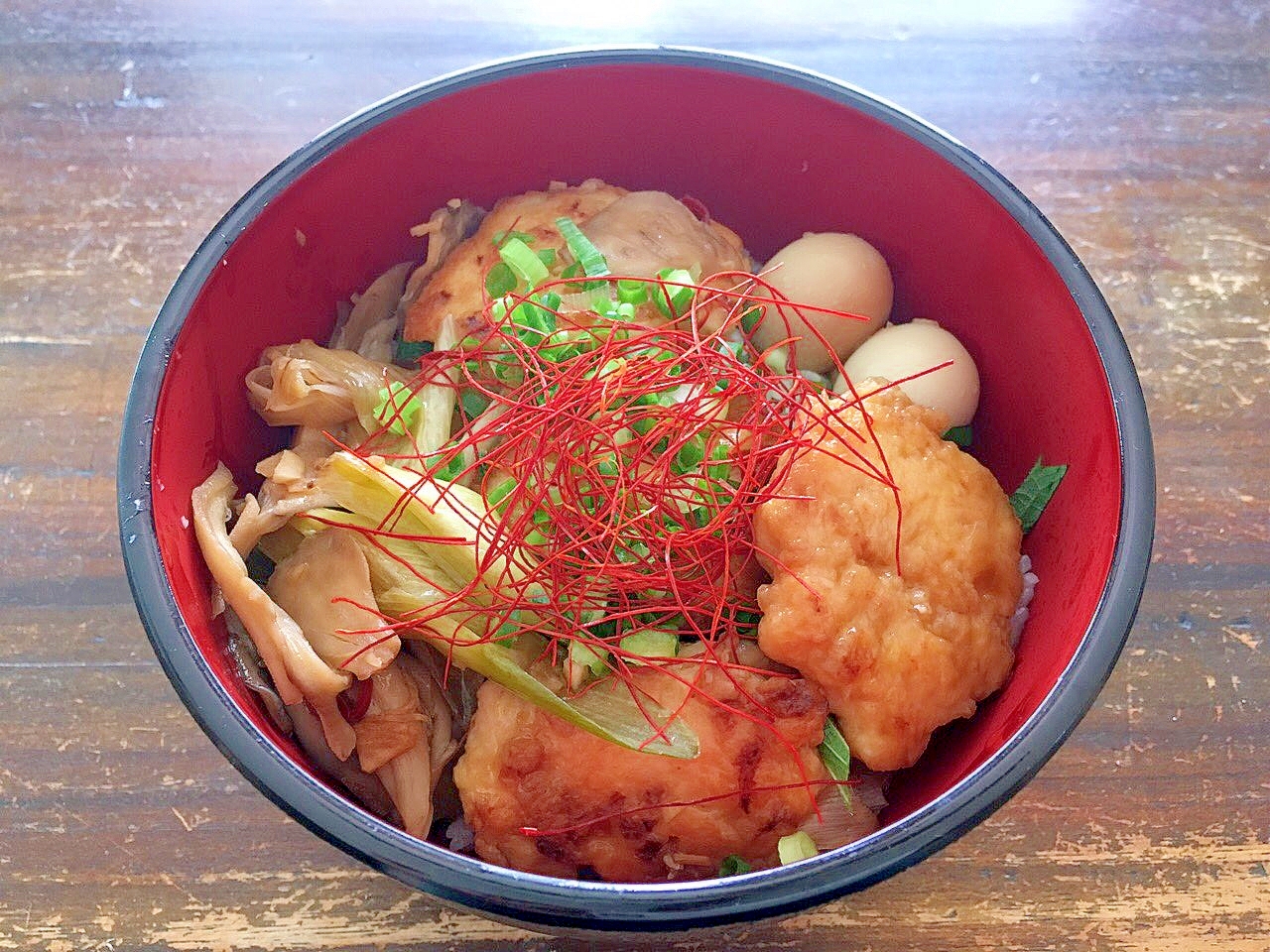 ピリッと鶏つみれ丼