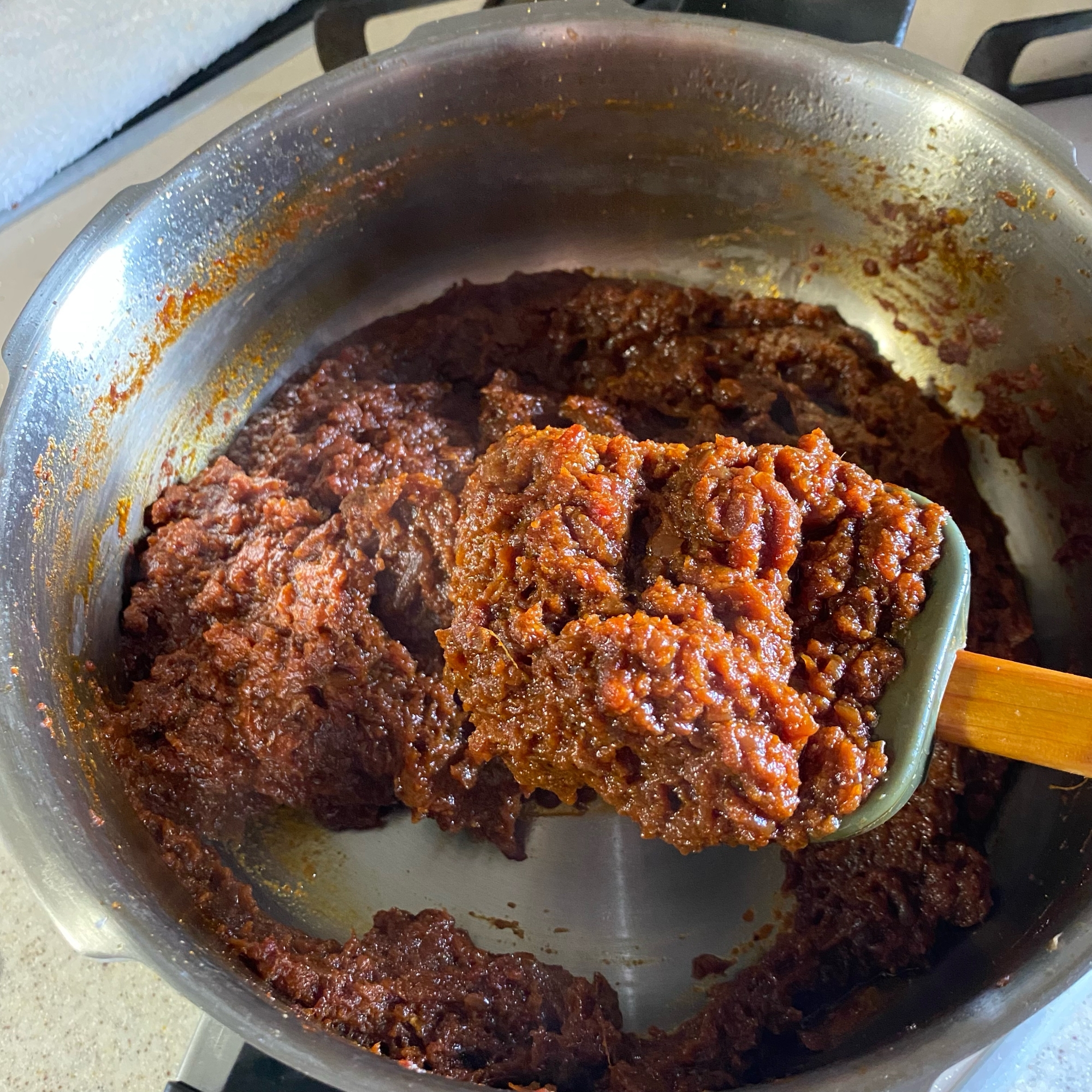 万能スパイスペースト（カレー、チリコンカンなど）