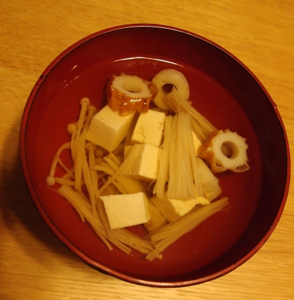 豆腐とエノキと竹輪のお吸い物(*^^*)☆