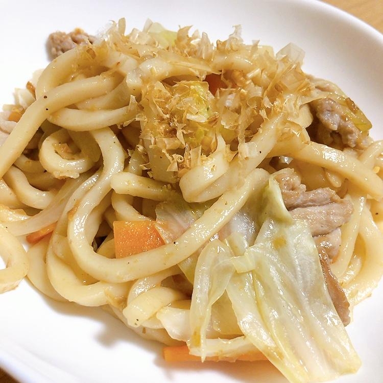 パパっと焼きうどん★*。