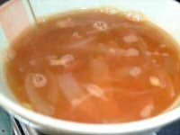 トマトパウダー使用のシンプルスープ