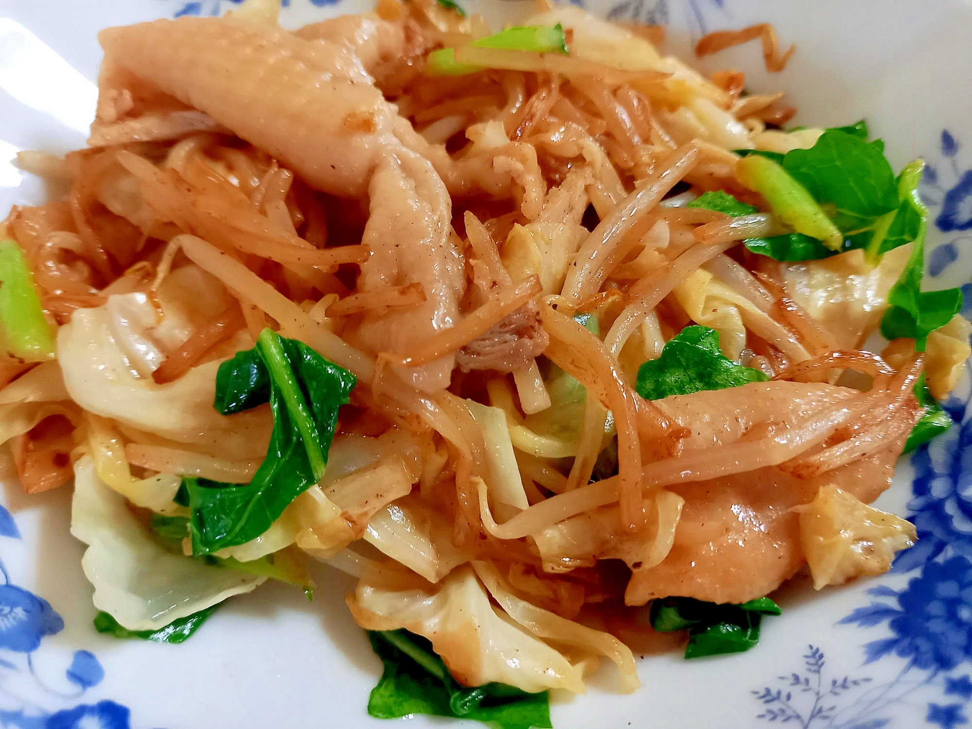 鶏皮と野菜のレモン醤油炒め