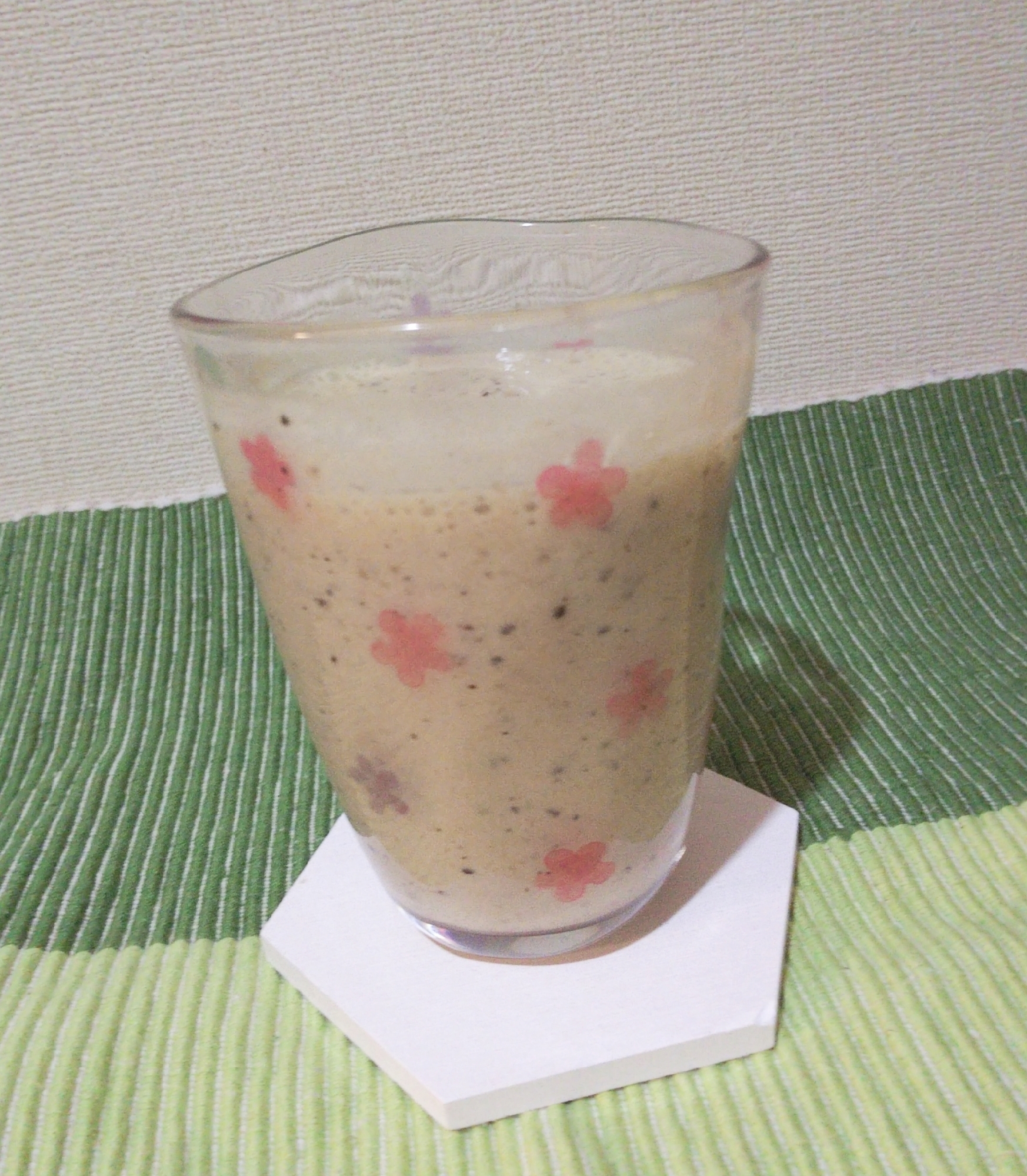 便秘解消 バナナ黒ゴマきなこスムージー レシピ 作り方 By Clover 楽天レシピ 便秘解消 バナナ黒ゴマきなこスムージー レシピ 作り方 By Clover 楽天レシピ