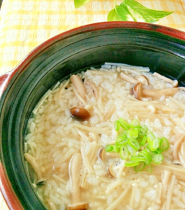 和風きのこ雑炊 風邪にはコレ ダイエットにも最適 レシピ 作り方 By 楽天レシピ 和風きのこ雑炊 風邪にはコレ ダイエットにも最適 レシピ 作り方 By 楽天レシピ