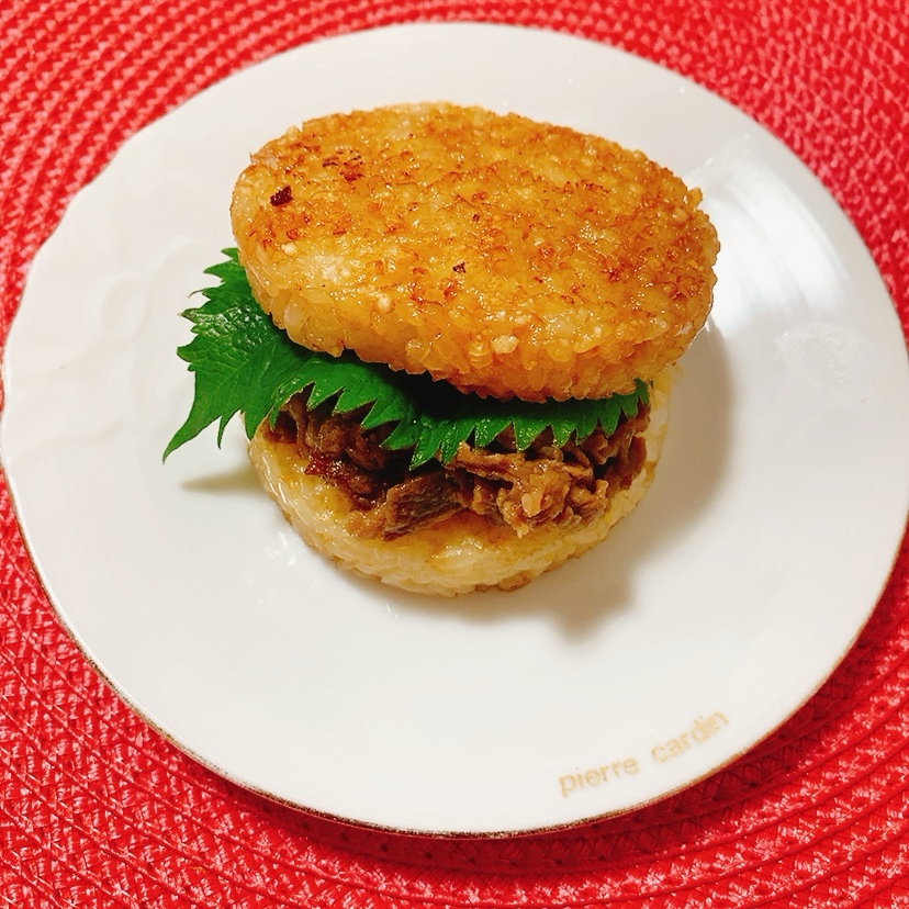 余ったお肉で♪ライスバーガーෆ˚*
