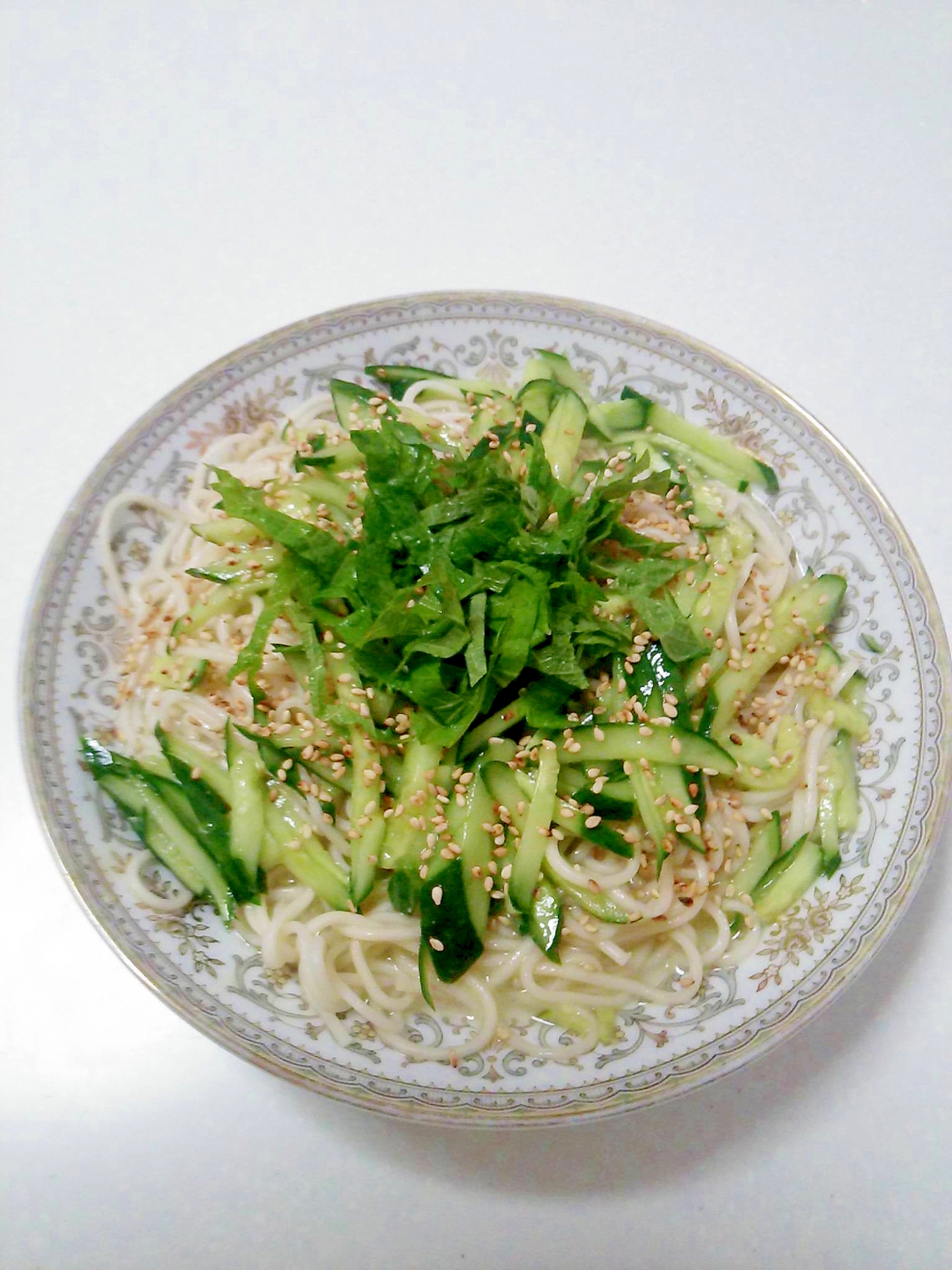 大葉きゅうりの中華風素麺 レシピ 作り方 By ティア アスラン 楽天レシピ 大葉きゅうりの中華風素麺 レシピ 作り方 By ティア アスラン 楽天レシピ