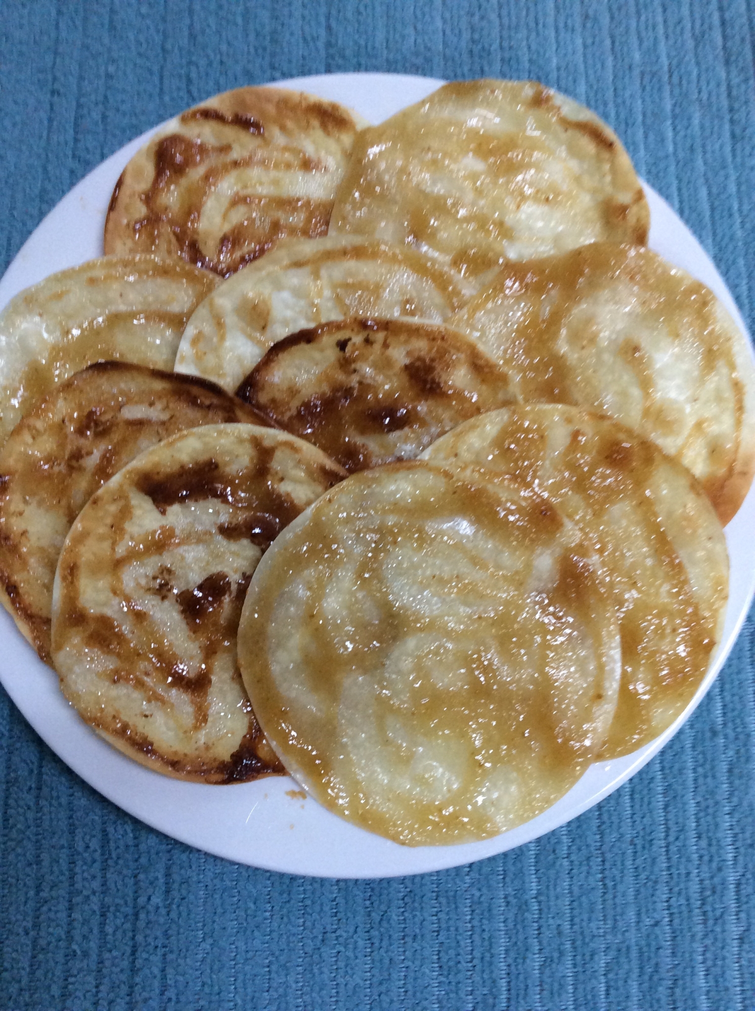 餃子の皮で♪味噌マヨせんべい