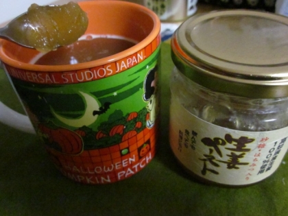 ゆず紅茶に生姜ペーストで作りました。生姜とゆず、相性いいですね！ホカホカ温まりました(^^♪ごちそうさまでした。