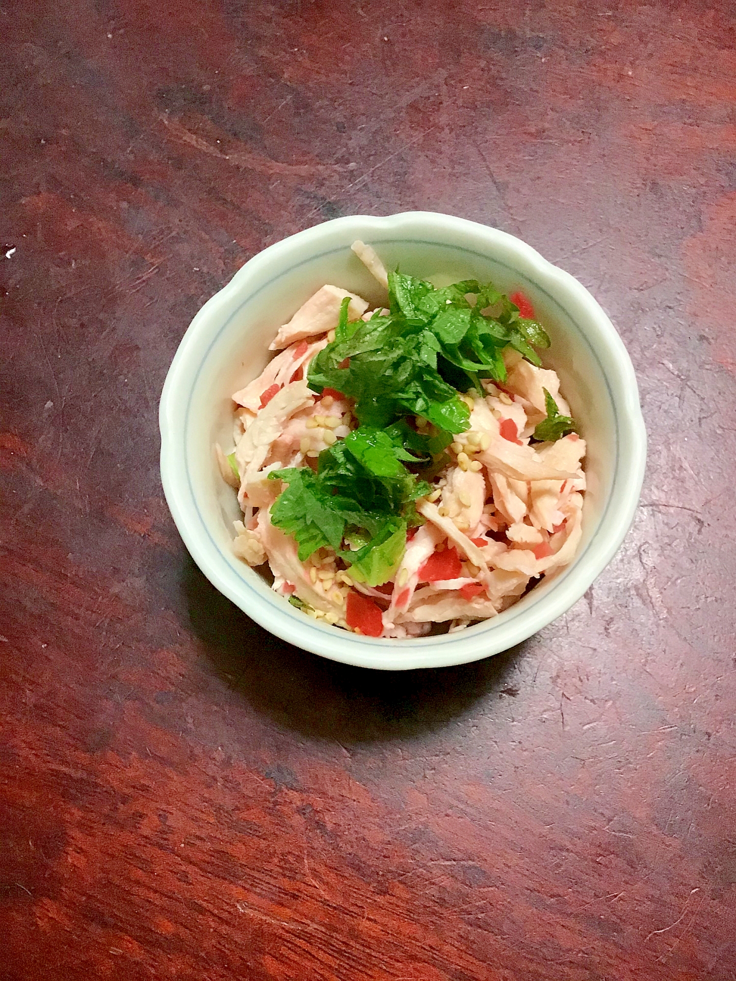 鶏胸肉のカリカリ梅と青じその和えもの レシピ 作り方 By とりあえず乾杯 楽天レシピ