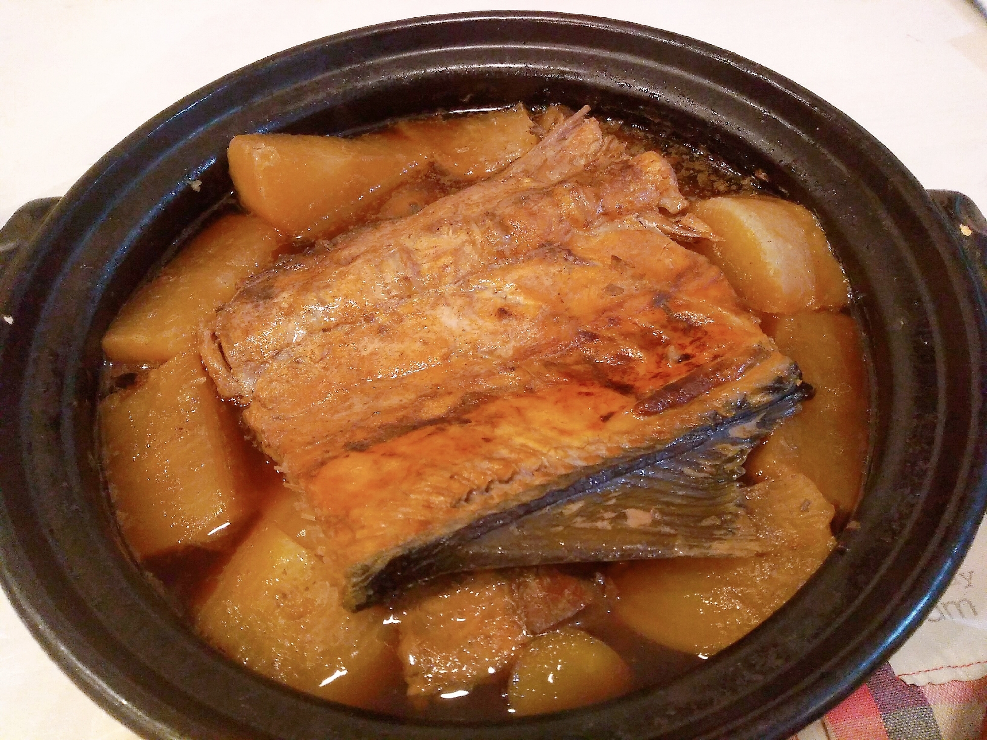 ブリのアラで!トロトロ土鍋deブリ大根♪