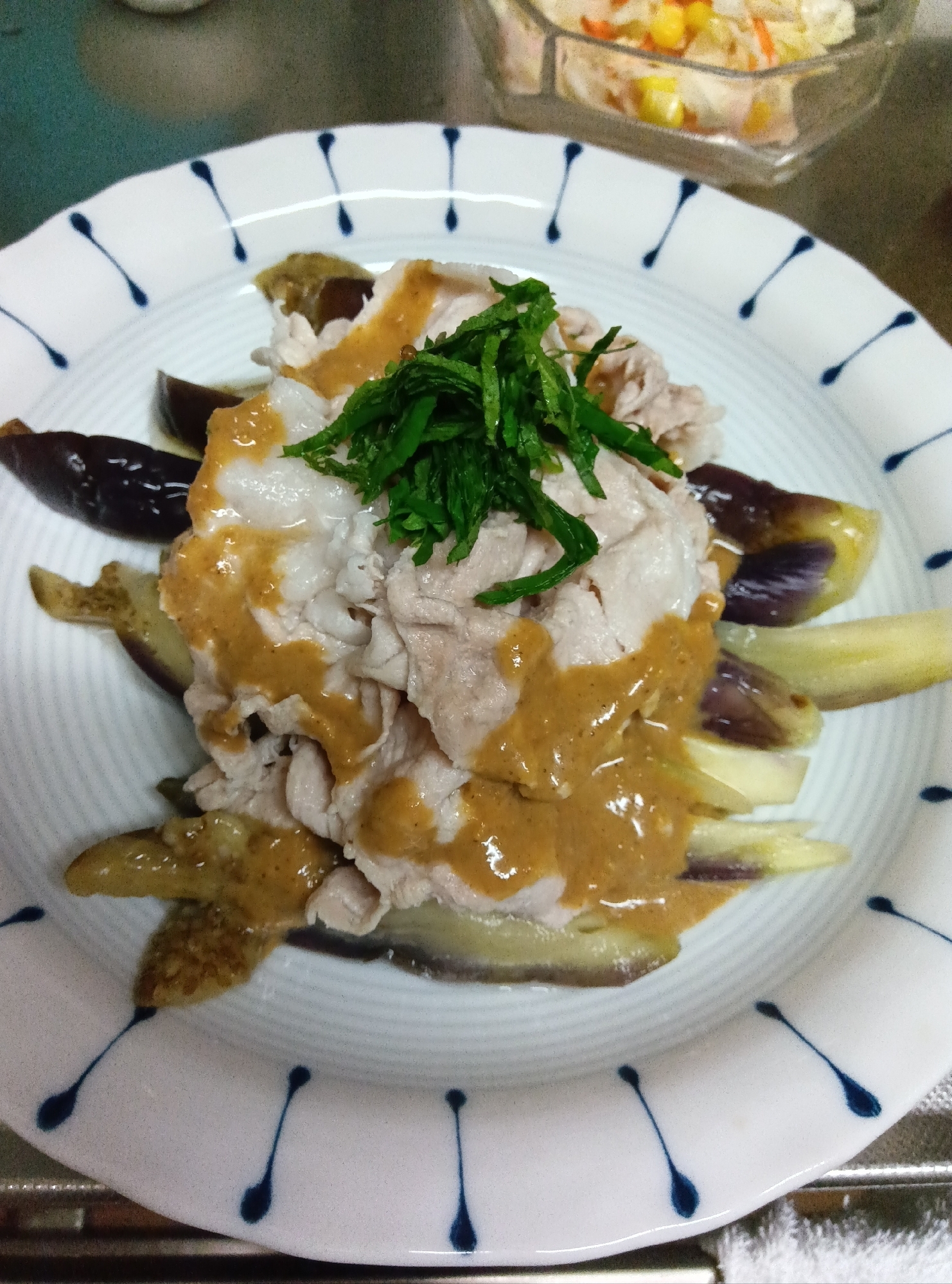 蒸しナスのごまだれ豚しゃぶ