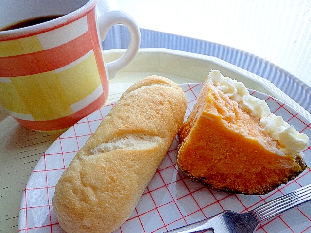 南瓜ジェラートとプチパンのワンプレート♪