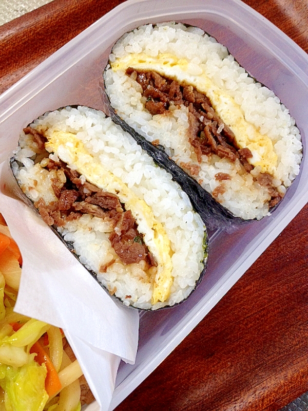 コストコのプルコギで作ったおにぎらず