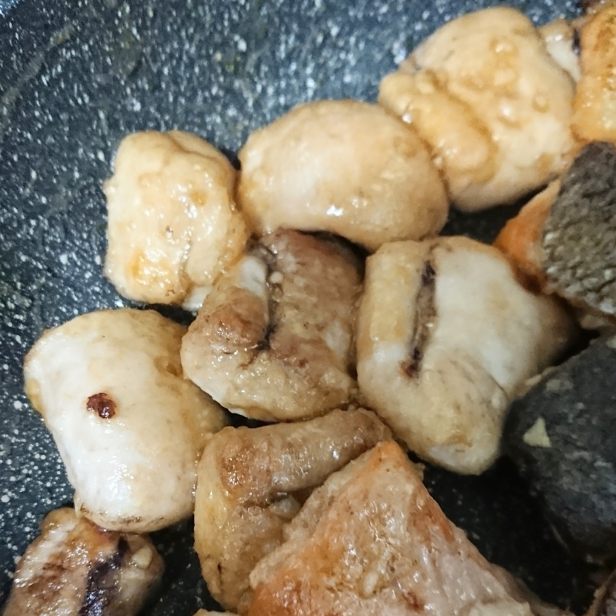 もちプリ！鮭の白子の甘辛焼き