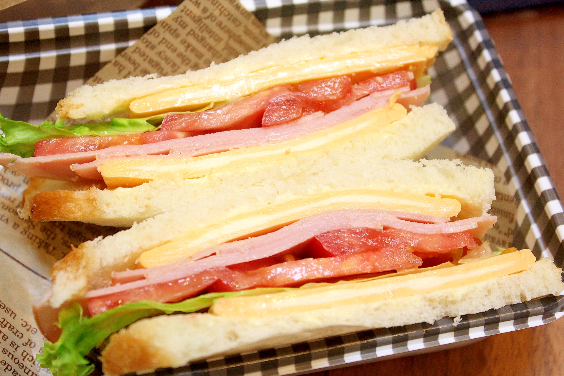 ハムと3層チーズのサンドイッチ レシピ 作り方 By ラムちゃん1224 楽天レシピ