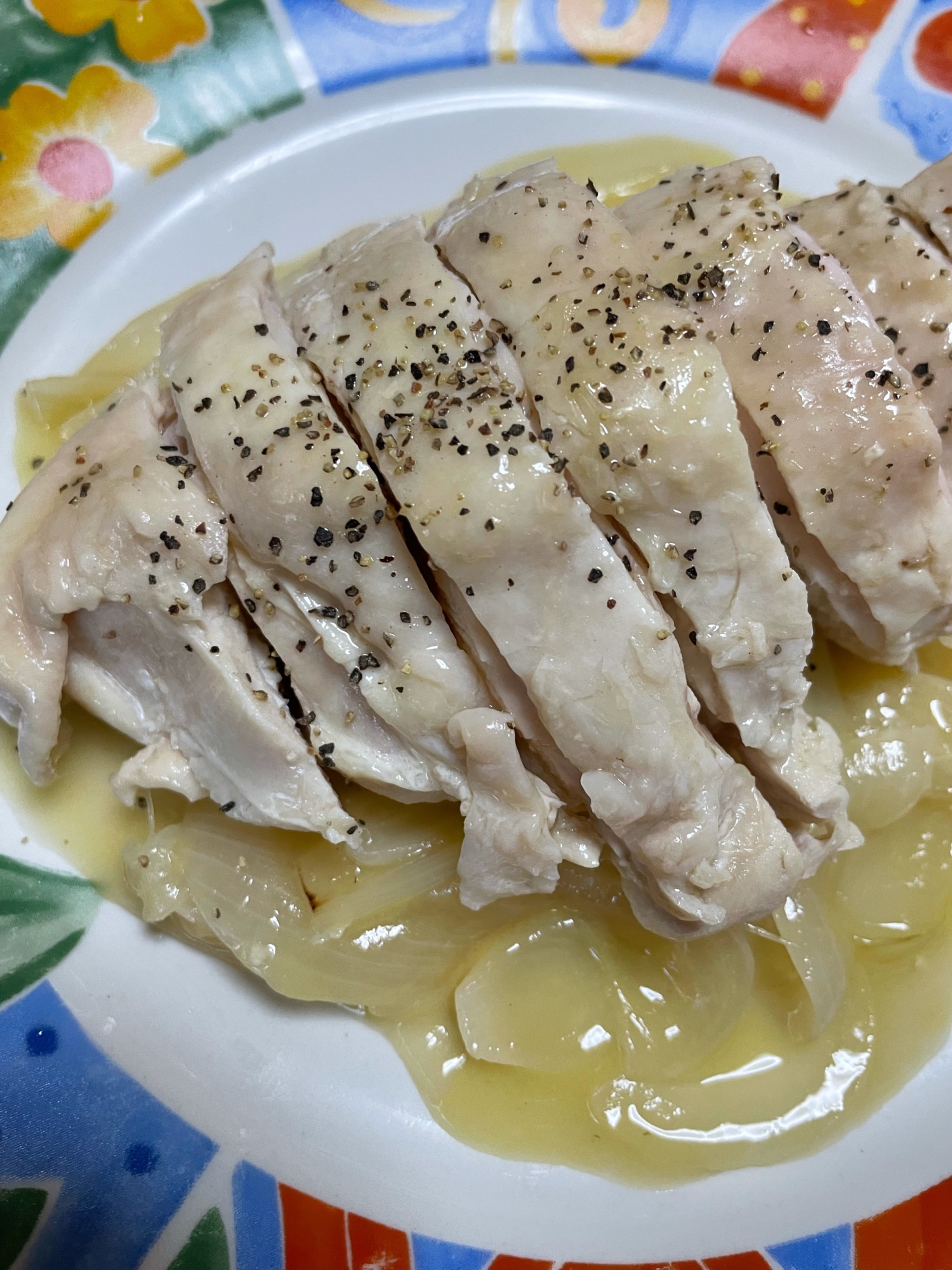 鶏むね肉と玉ねぎの蒸し焼き