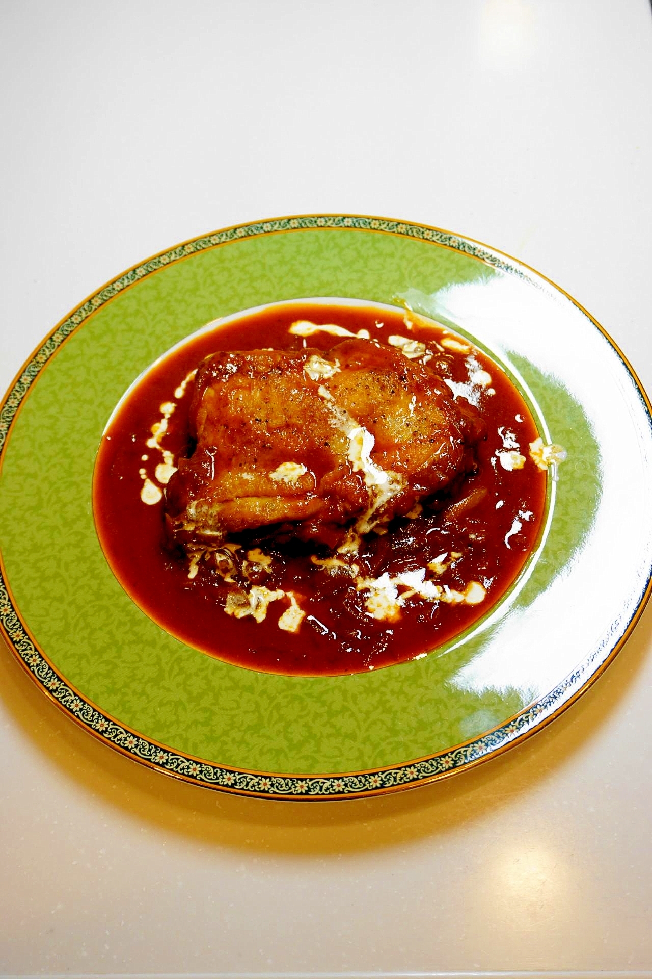 旨味が凝縮したフレンチ！鶏肉のビネガー煮込み