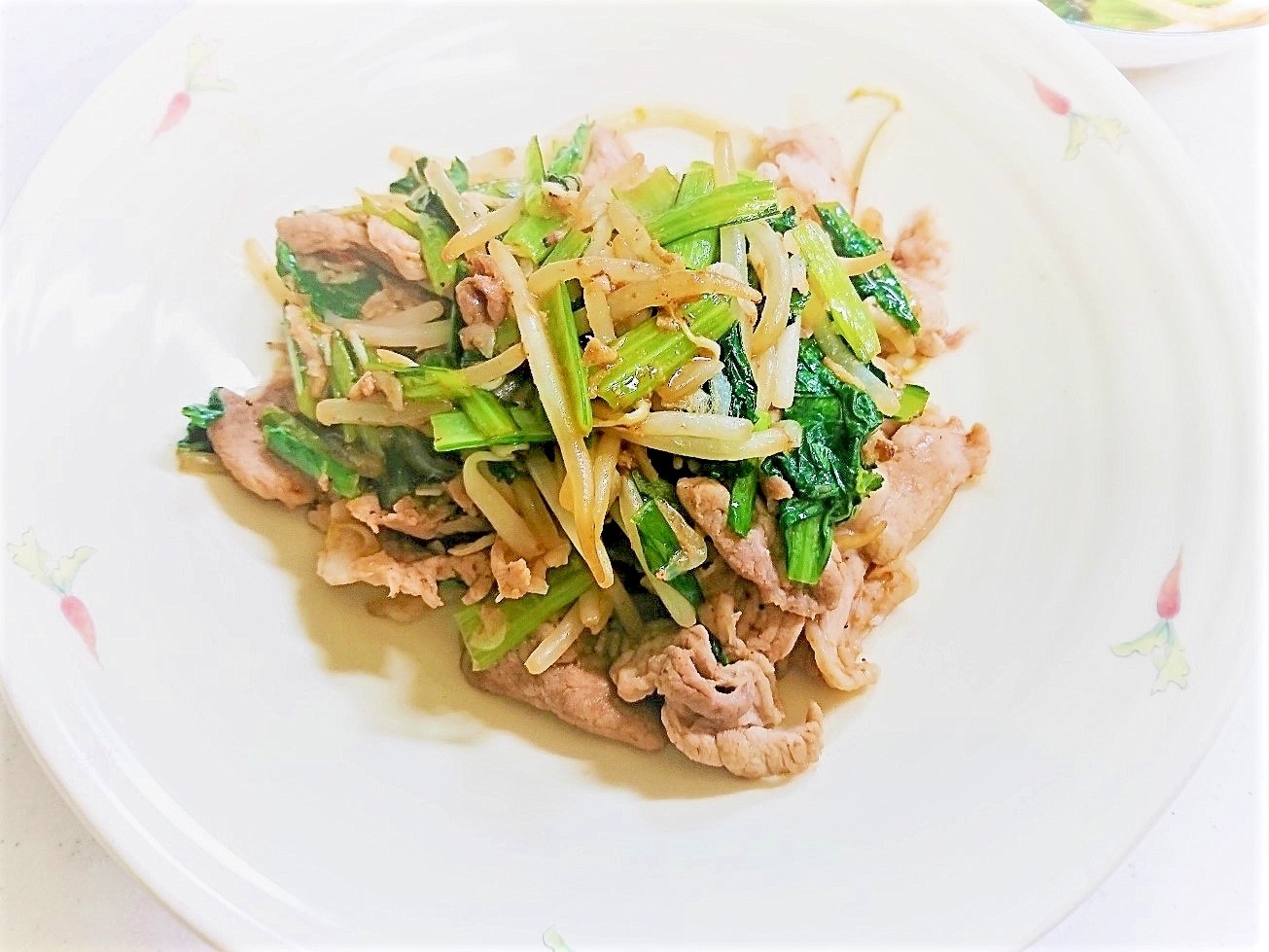 豚肉と小松菜ともやしの炒め物