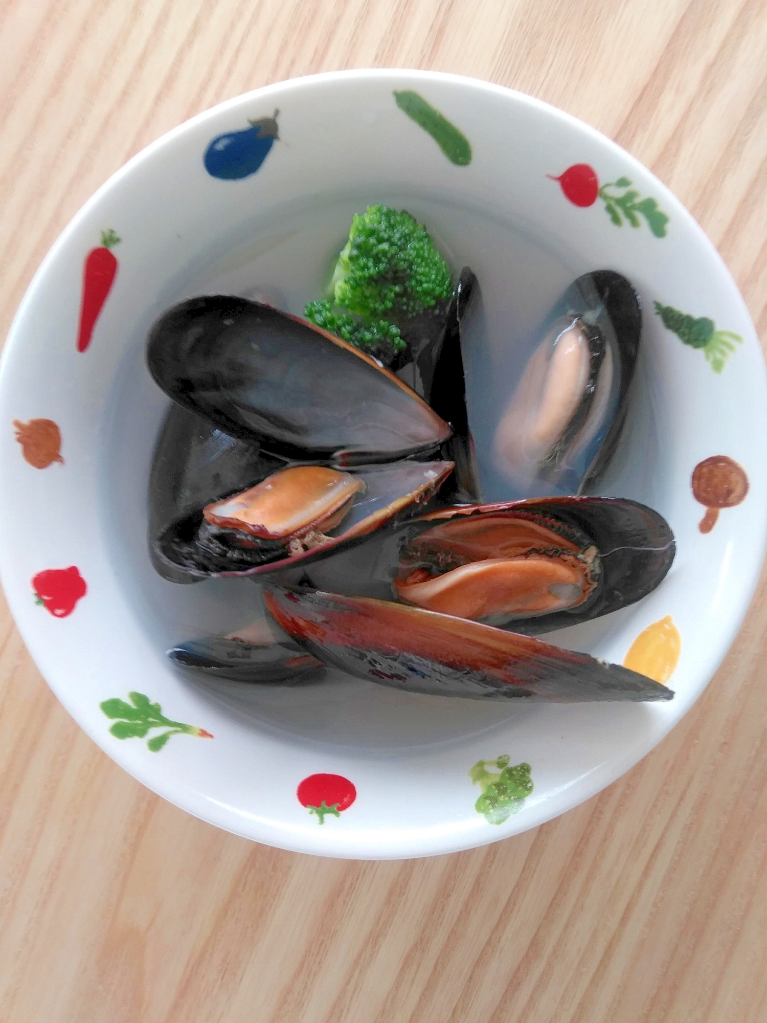 素朴!ムール貝のあっさりしたお吸い物