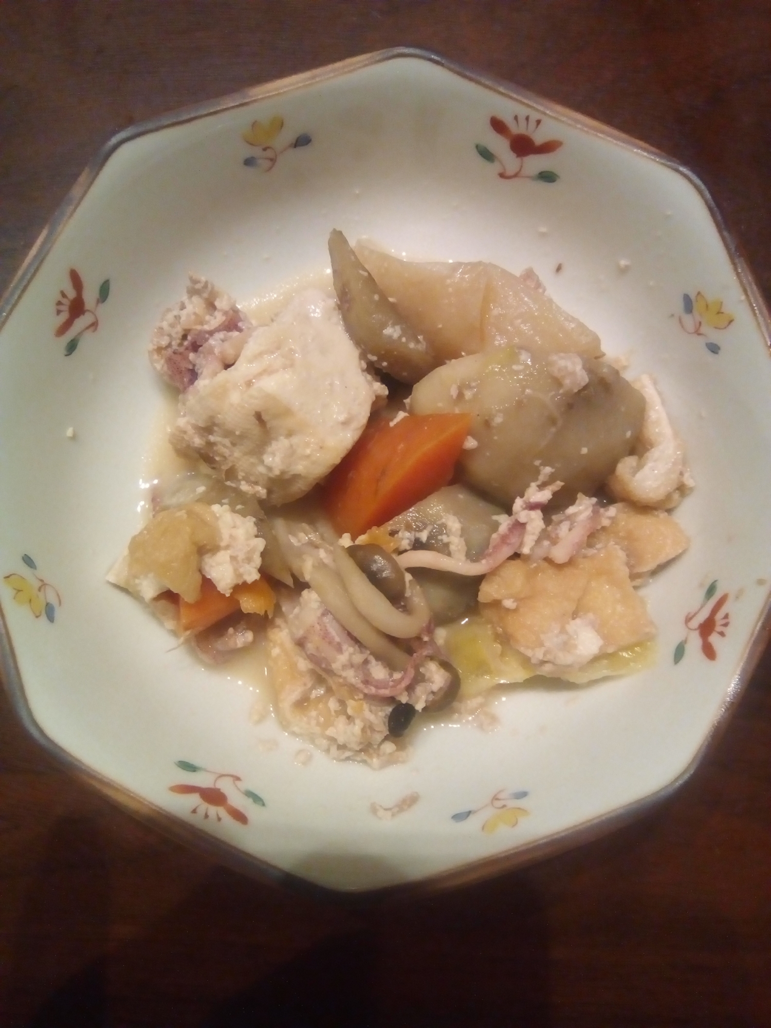 里芋とヒイカのミルク煮