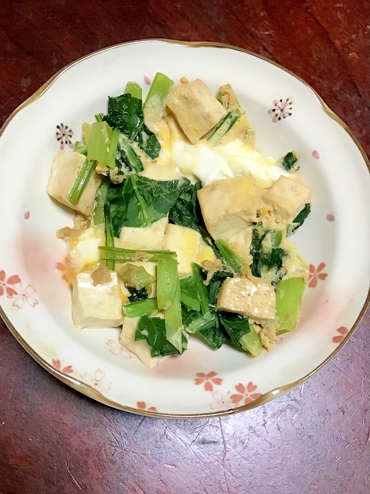 小松菜と豆腐の卵とじ。