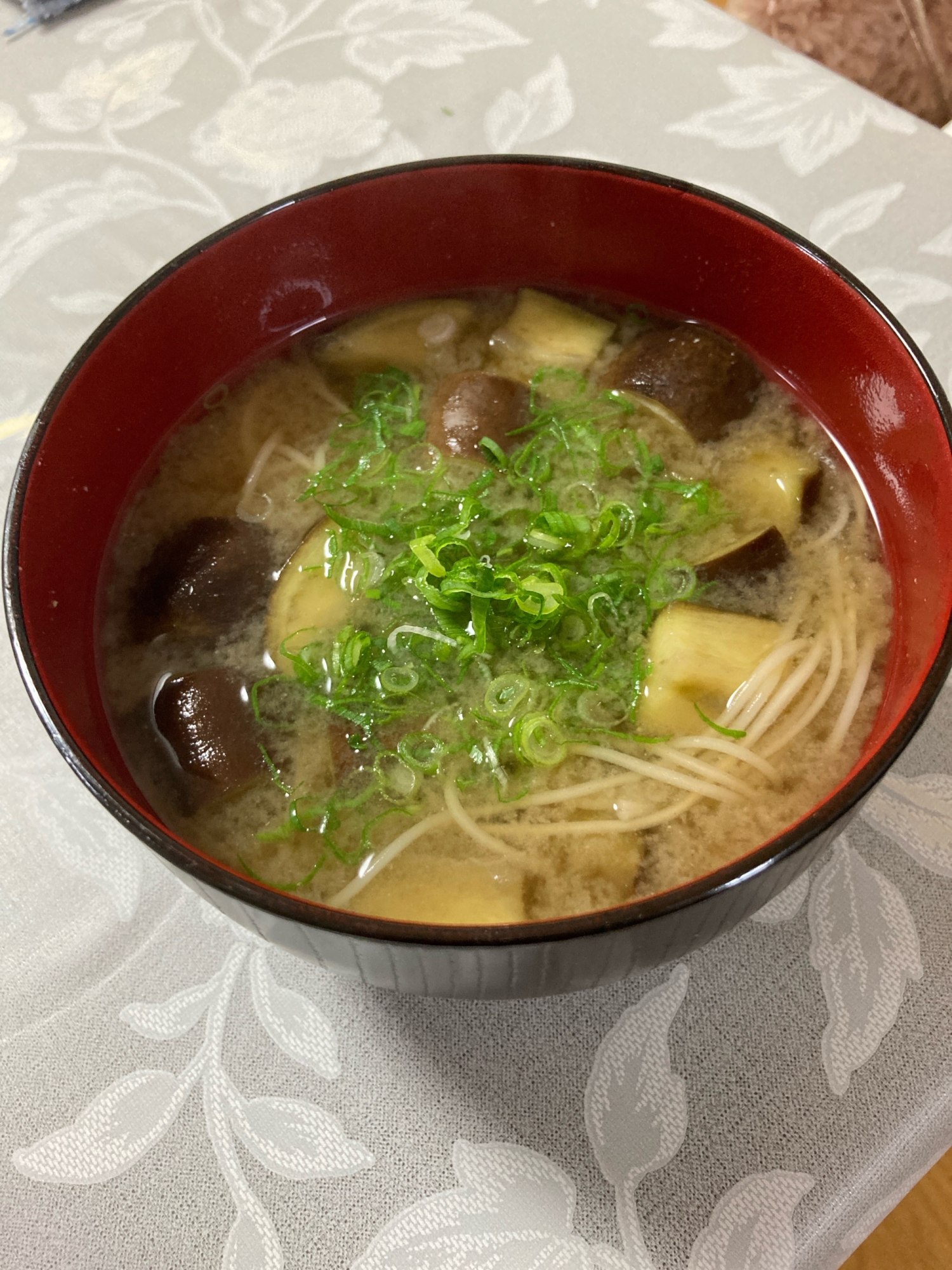 今が旬。秋茄子とそうめんの味噌汁