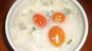 プチトマトとねぎの卵スープ