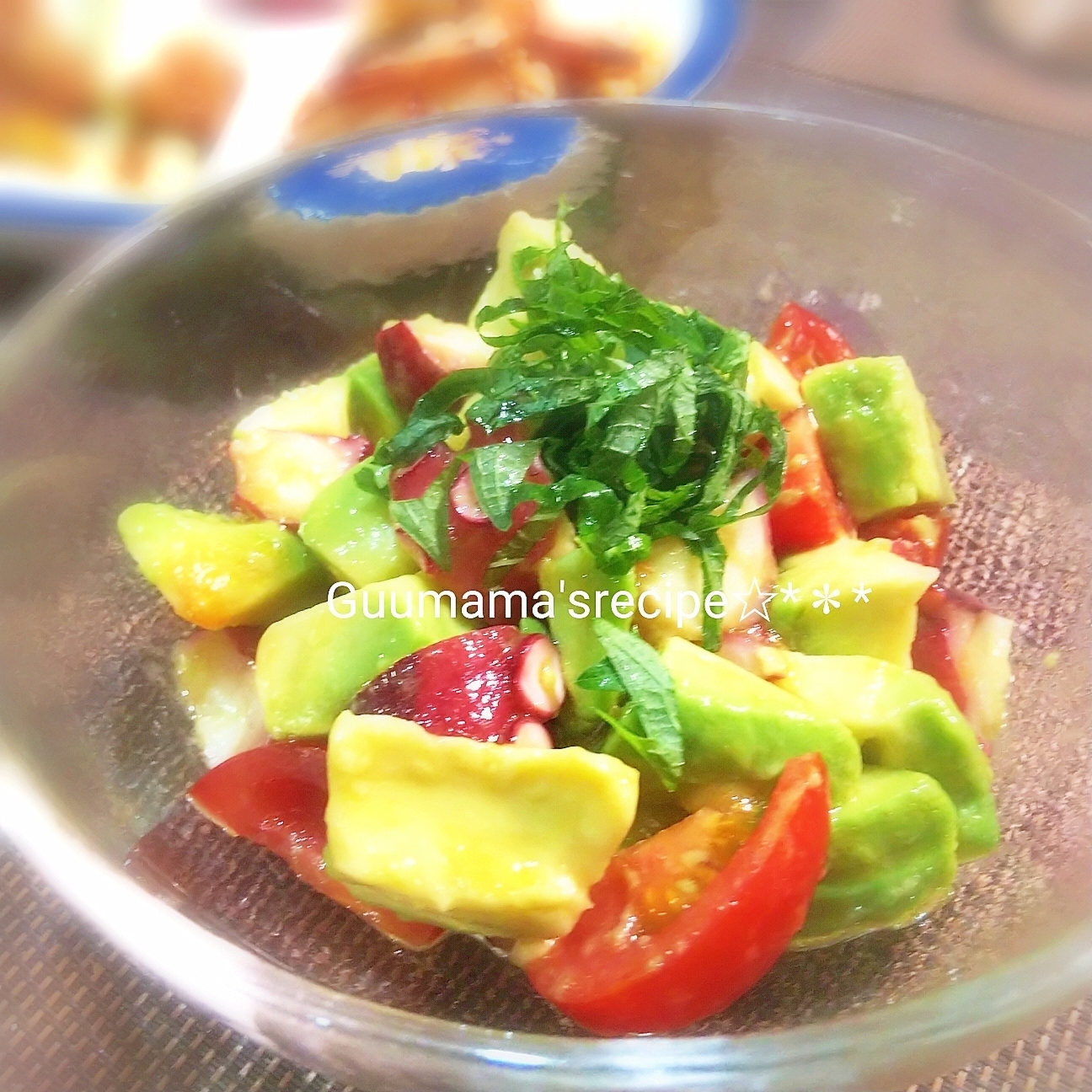 切って和えるだけ♡アボカドとタコとトマトのマリネ